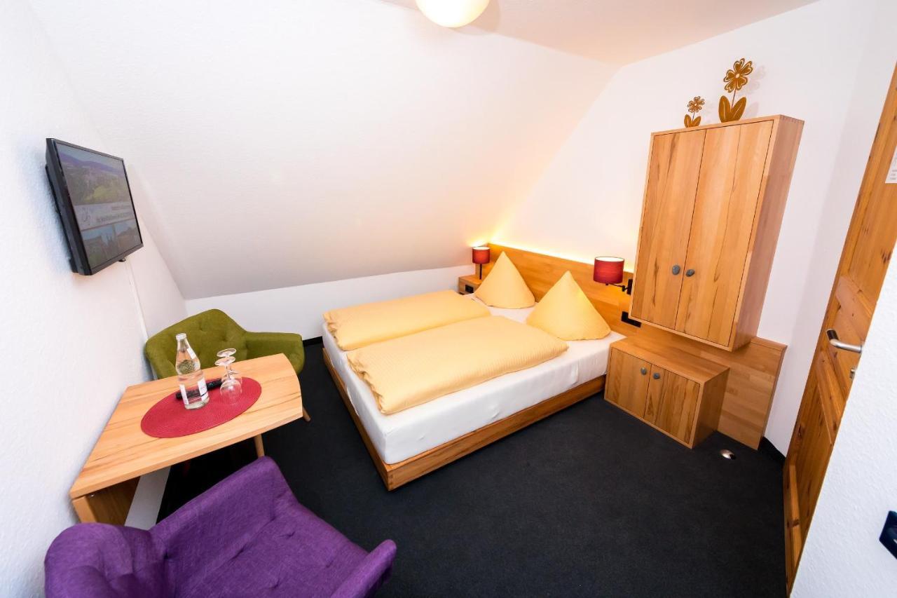 Wohlfuehlhotel Im Schlosspark - Self Checkin Hotel *